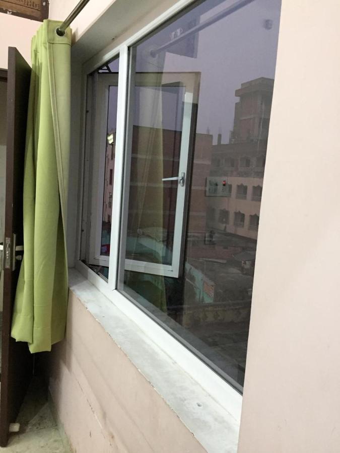 Hotel Blue Star Váránaszi Kültér fotó